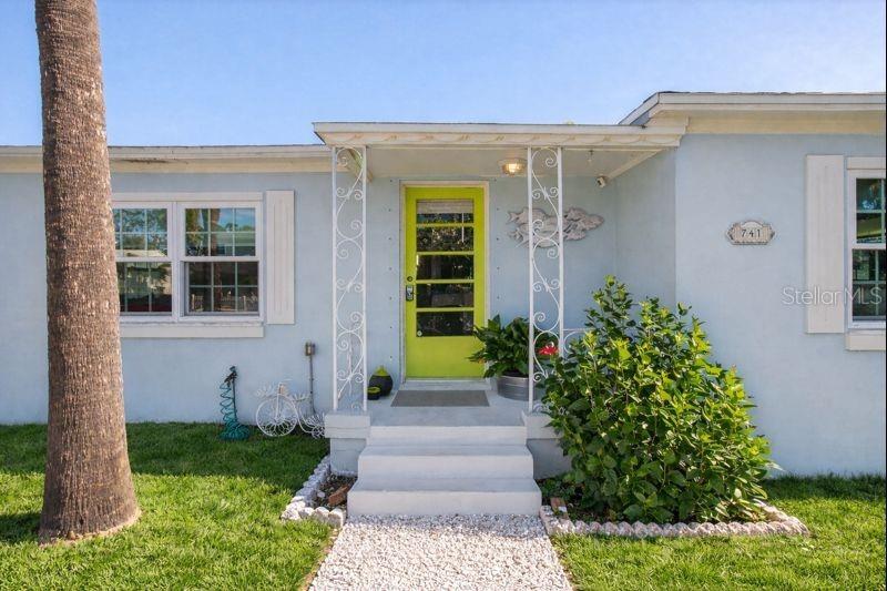 Image 5 of 47 For 741 Lantana Avenue