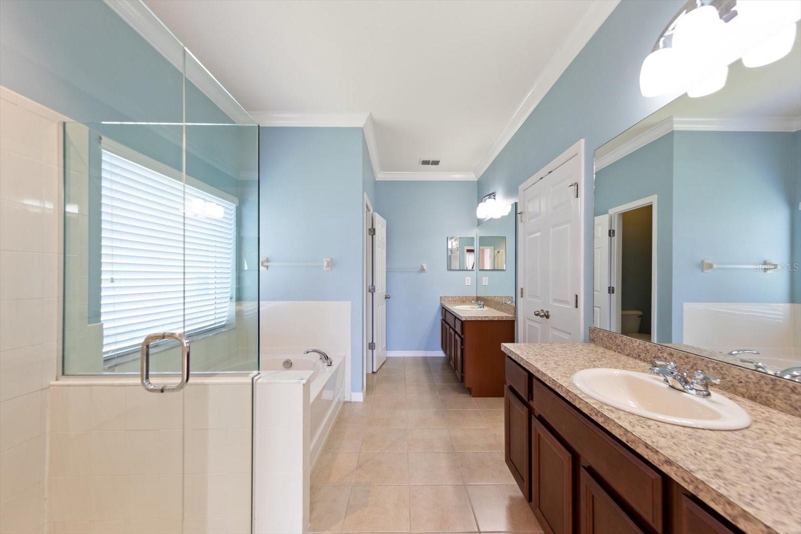 Image 16 of 43 For 2302 Barracuda Court