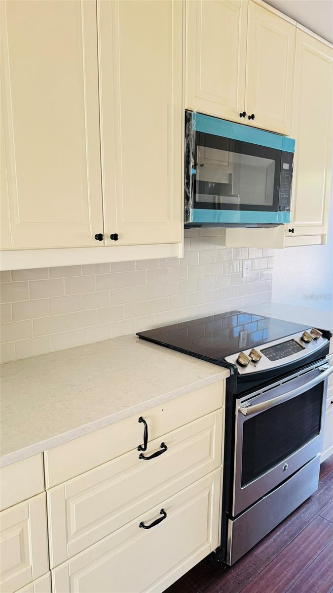 Image 4 of 16 For 3661 Sterling Road