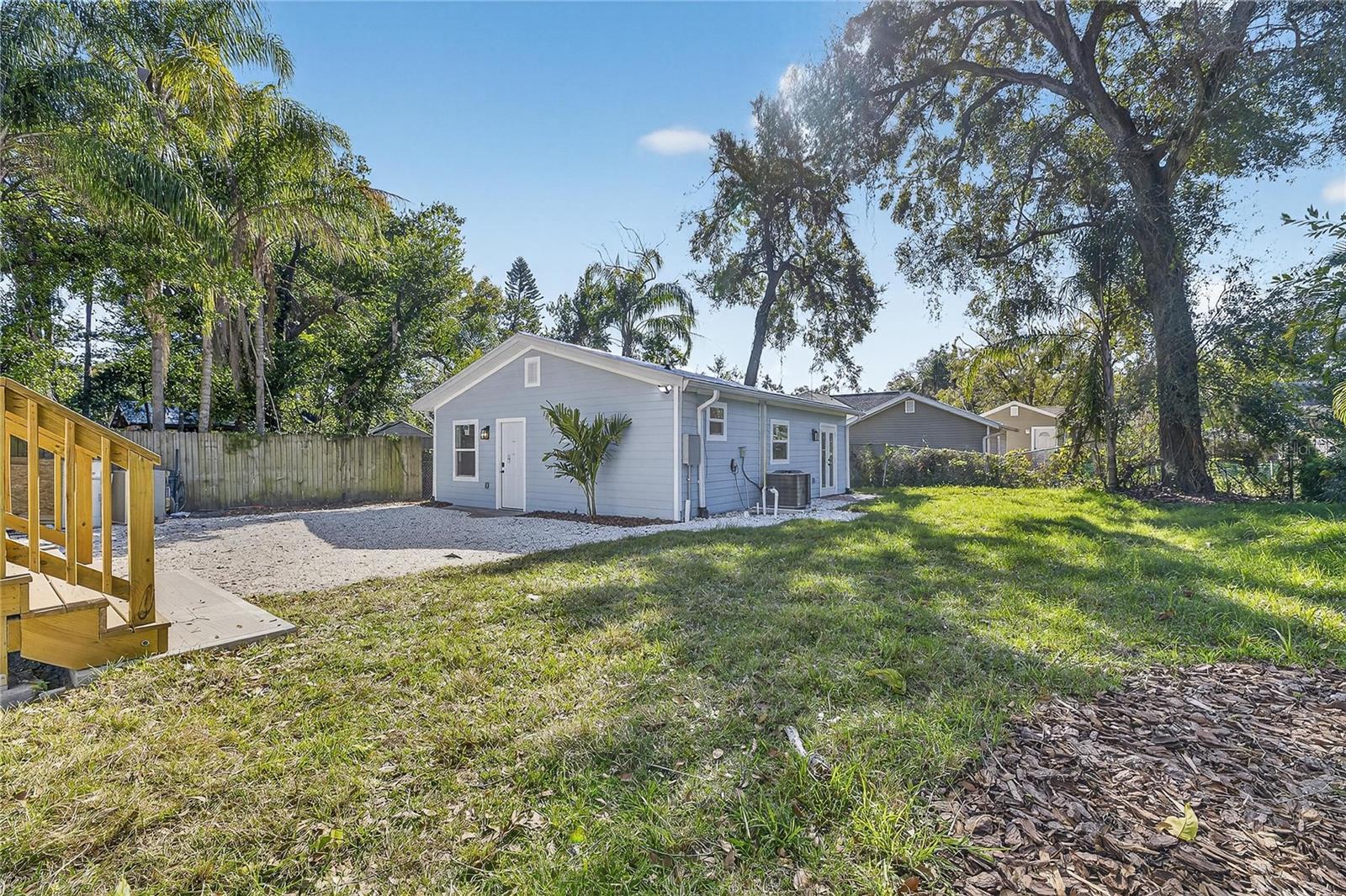 Image 47 of 52 For 1407 North Street 1