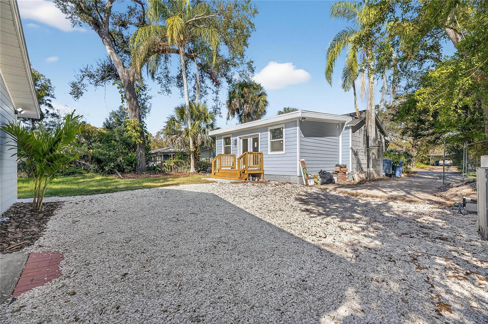 Image 48 of 52 For 1407 North Street 1