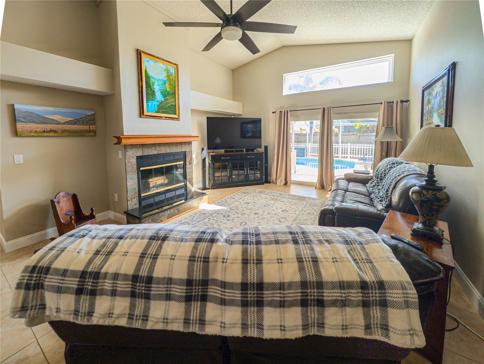 Image 12 of 26 For 1510 Storington Avenue