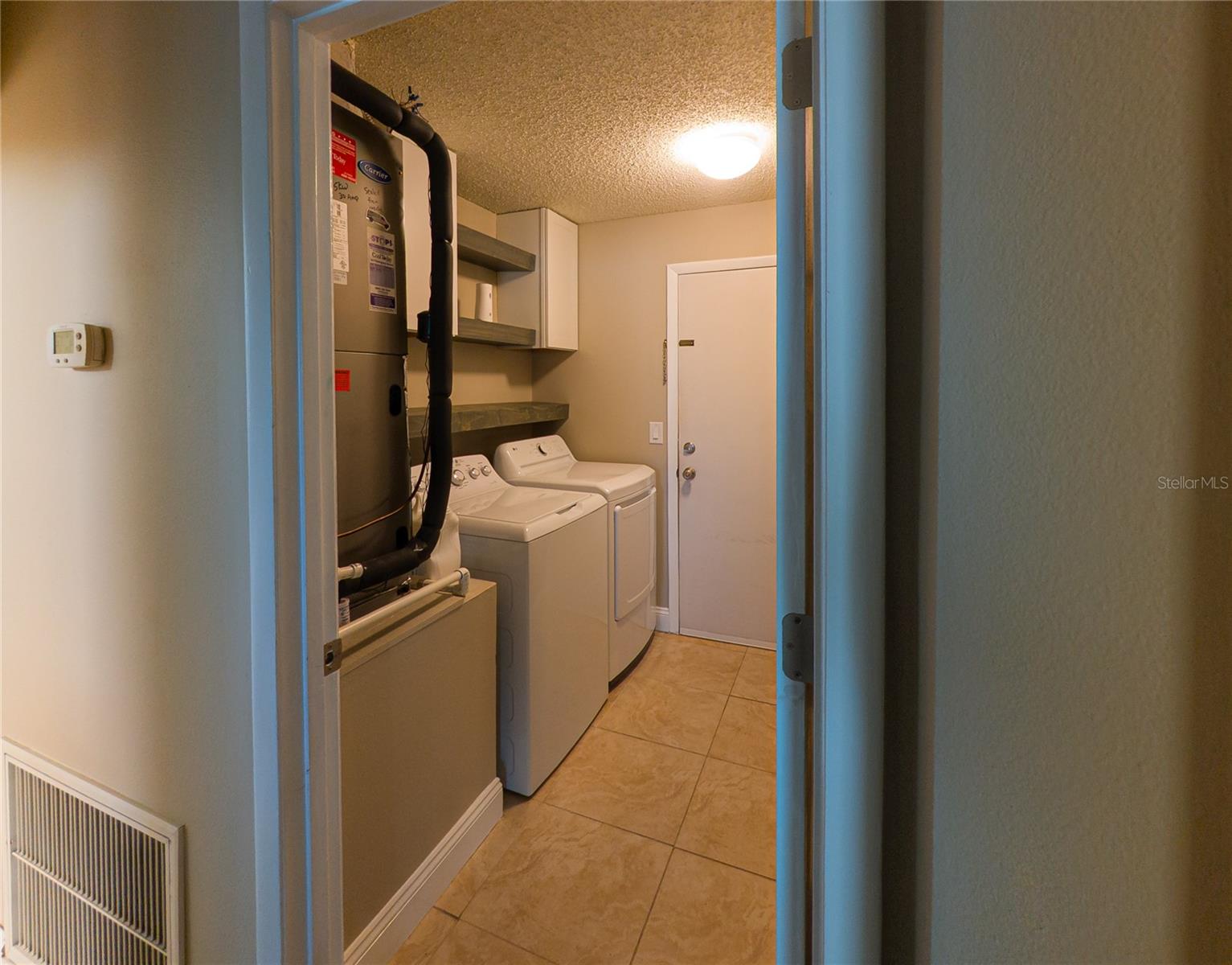 Image 20 of 26 For 1510 Storington Avenue