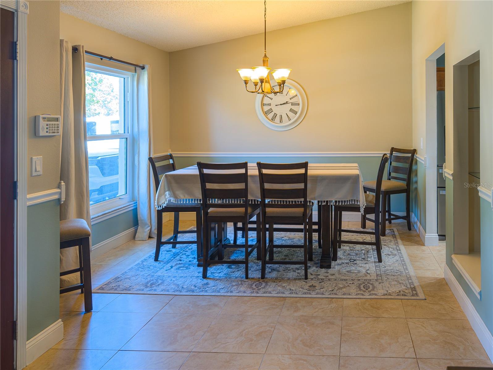 Image 9 of 26 For 1510 Storington Avenue