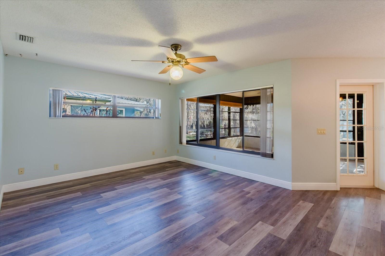 Image 10 of 81 For 28330 Peterson Camp Road