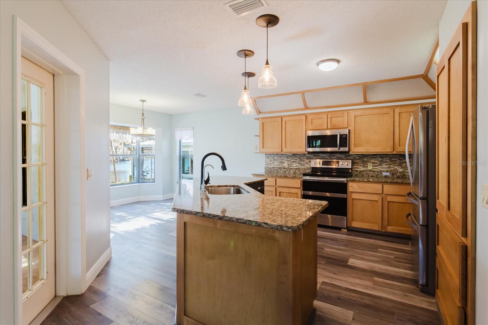 Image 15 of 81 For 28330 Peterson Camp Road