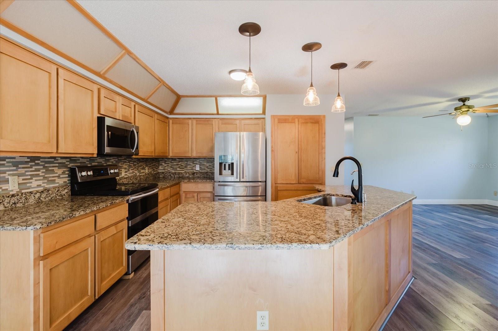 Image 16 of 81 For 28330 Peterson Camp Road