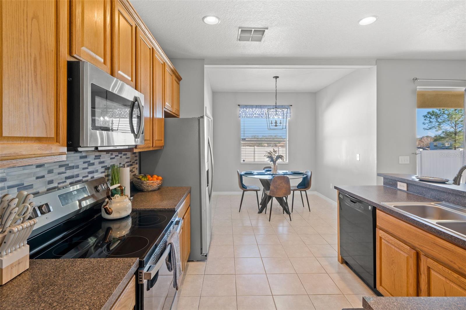 Image 14 of 63 For 8540 Southern Charm Circle