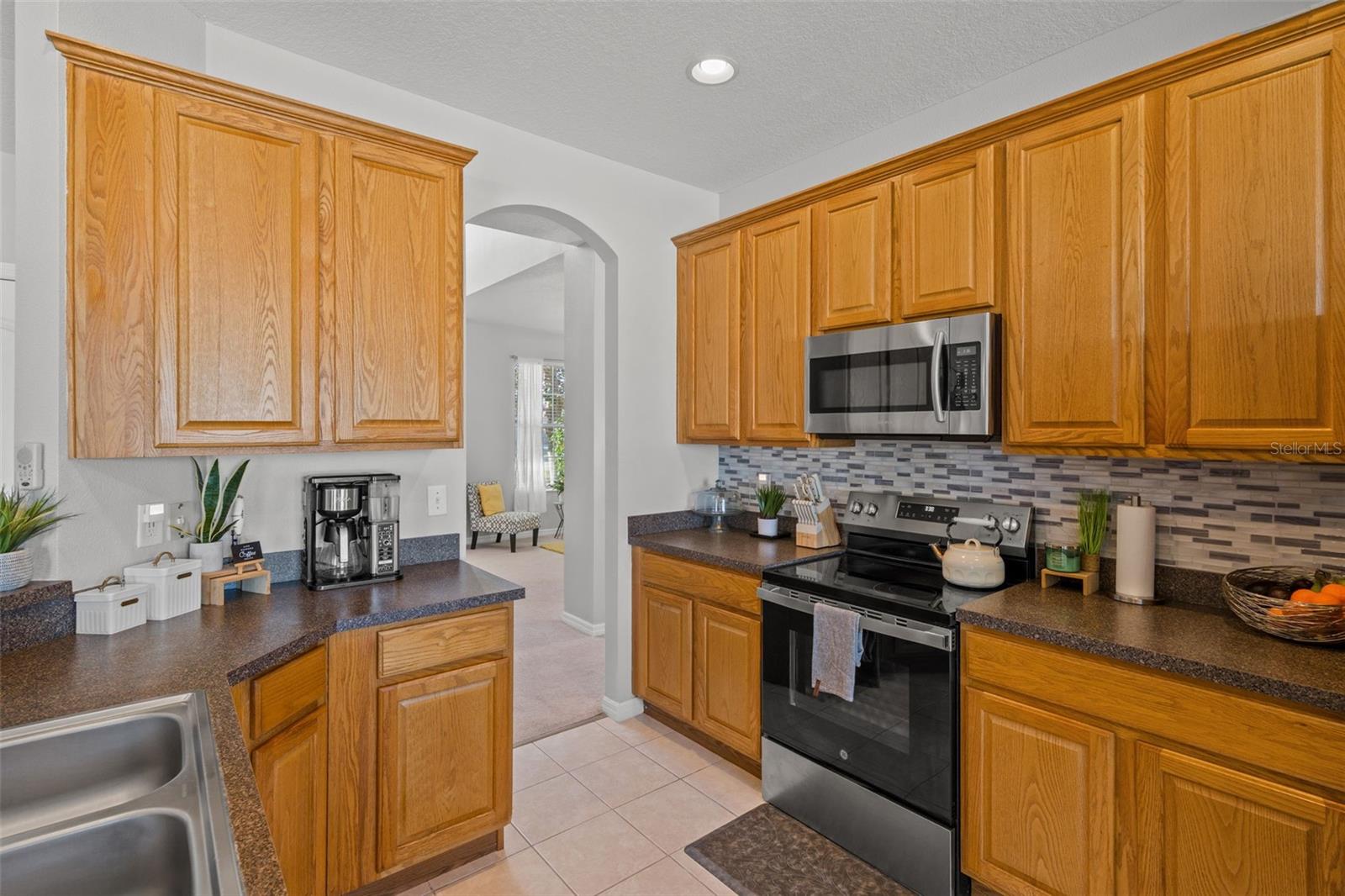 Image 15 of 63 For 8540 Southern Charm Circle