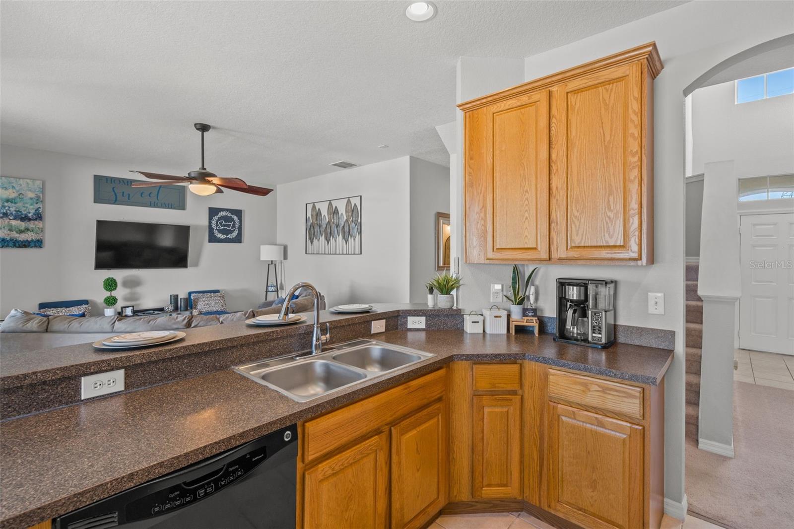 Image 16 of 63 For 8540 Southern Charm Circle