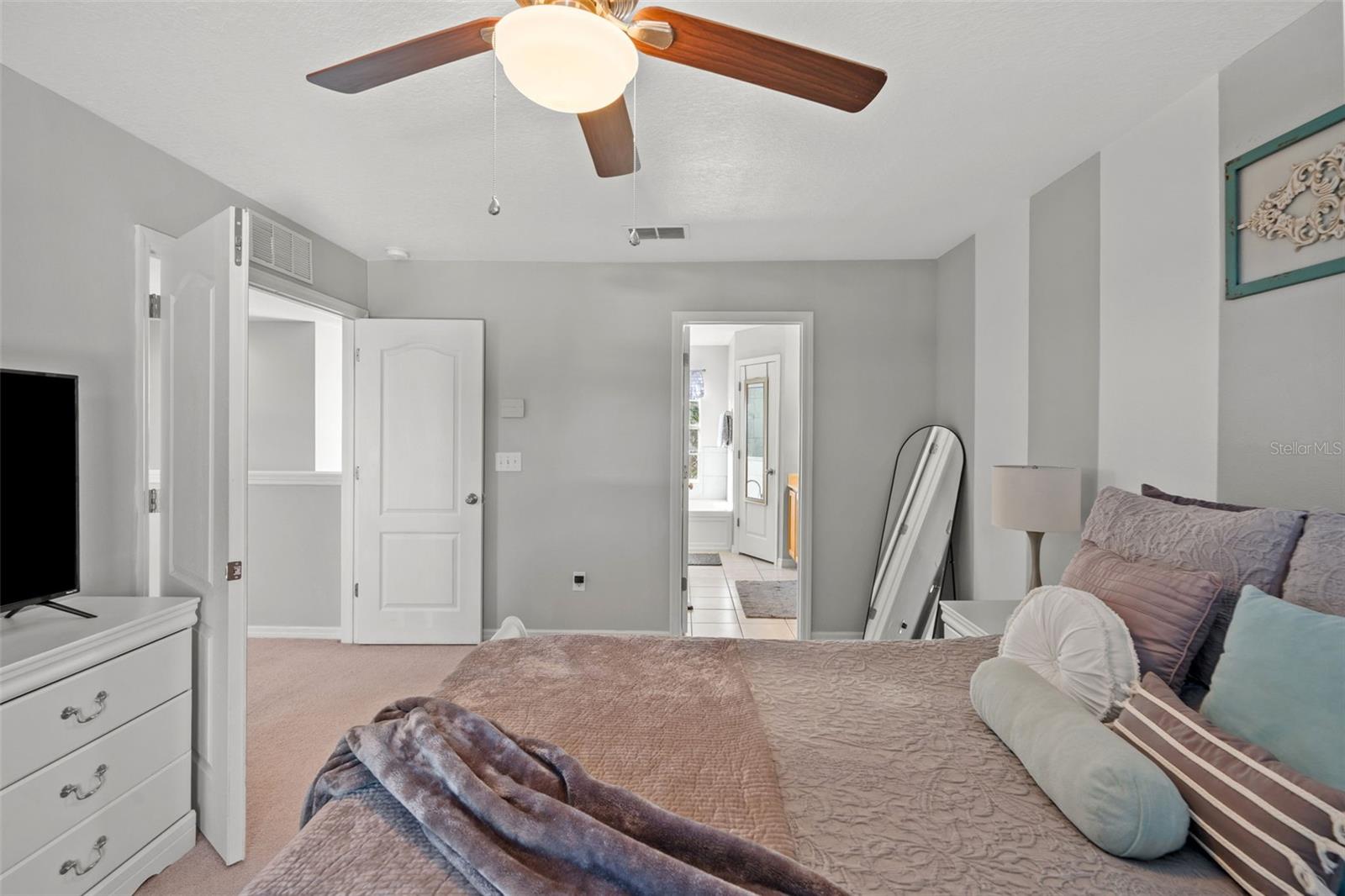 Image 34 of 63 For 8540 Southern Charm Circle