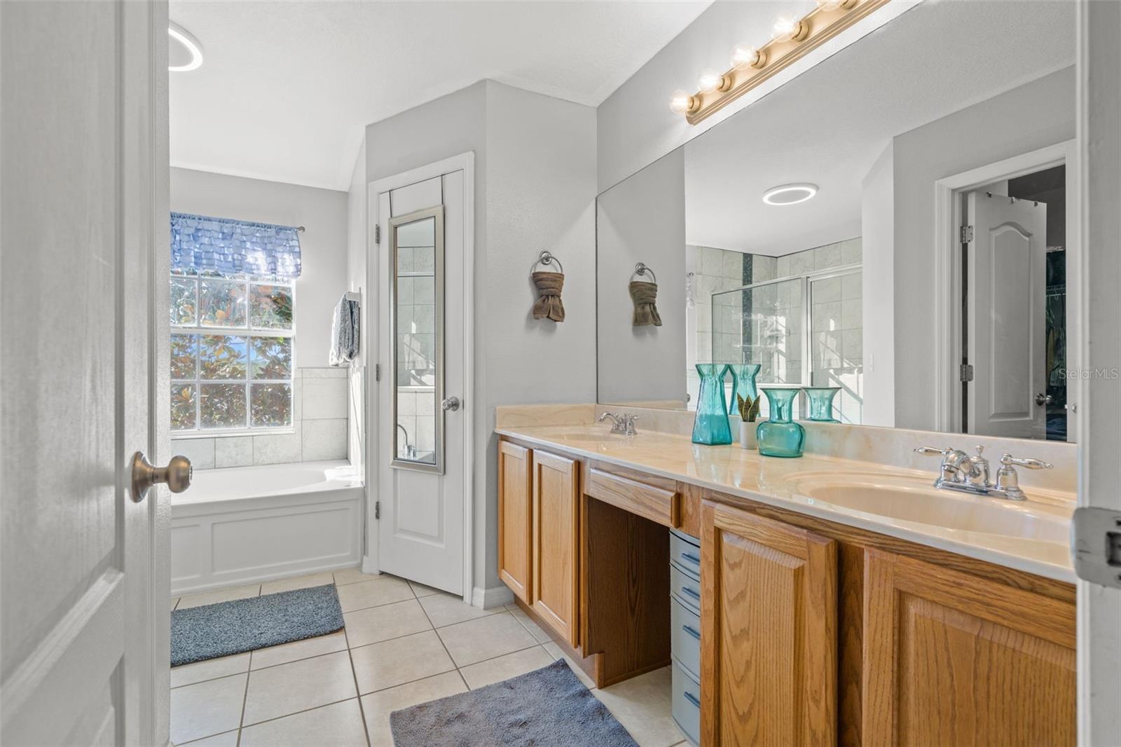 Image 36 of 63 For 8540 Southern Charm Circle