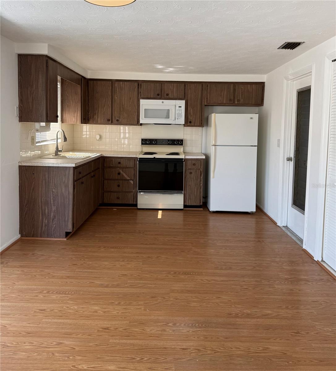 Image 2 of 16 For 3838 Beechwood Drive