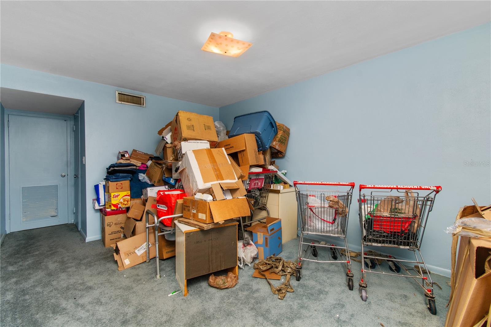 Listing photo id 22 for 7200 Sunshine Skyway Lane S 2a