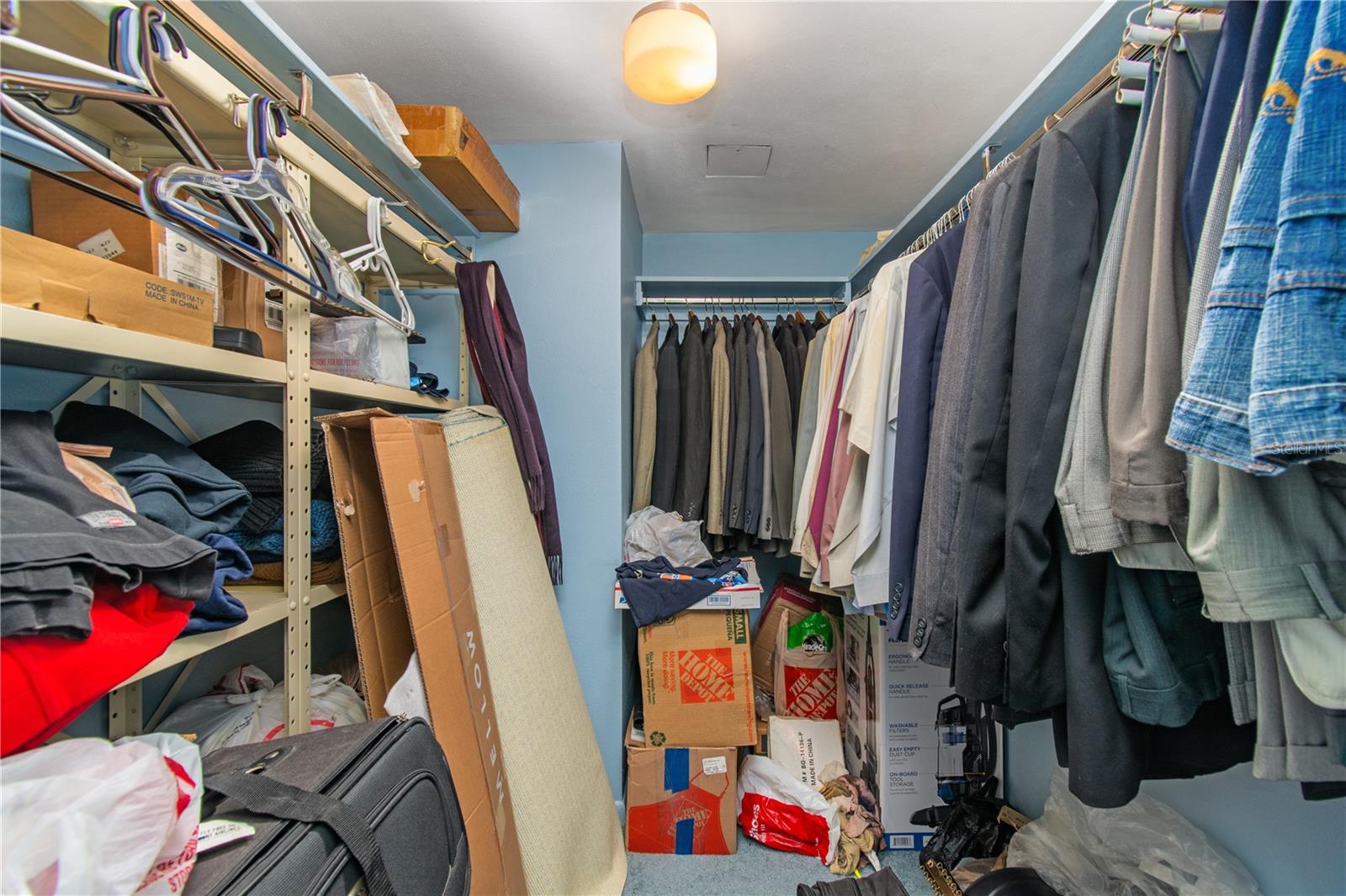 Listing photo id 24 for 7200 Sunshine Skyway Lane S 2a