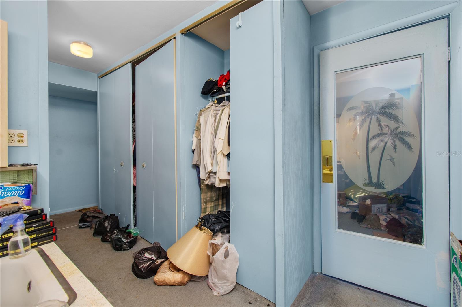 Listing photo id 29 for 7200 Sunshine Skyway Lane S 2a