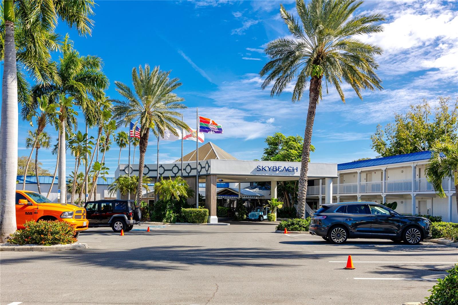 Listing photo id 45 for 7200 Sunshine Skyway Lane S 2a