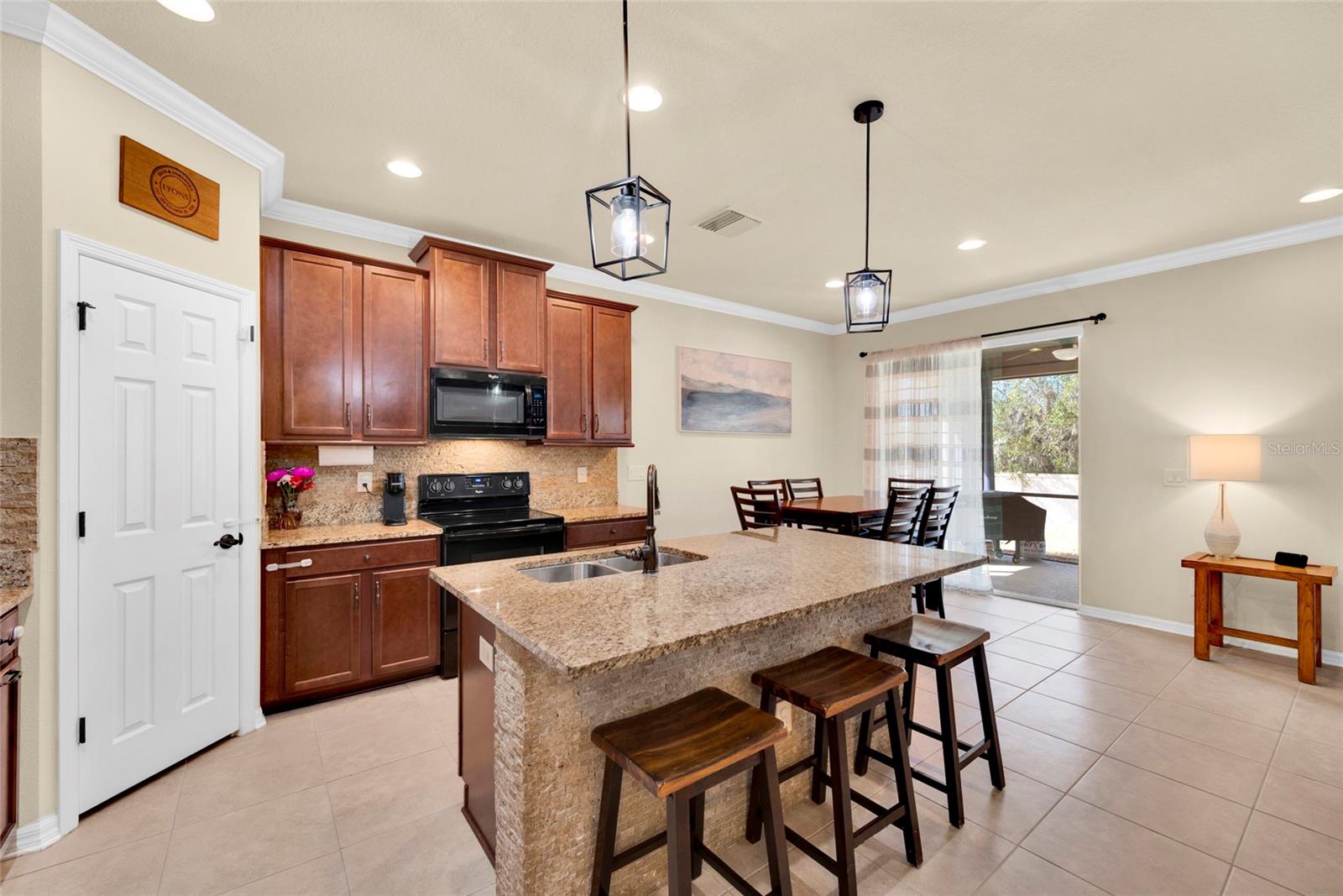 Image 24 of 67 For 3147 Mela Court