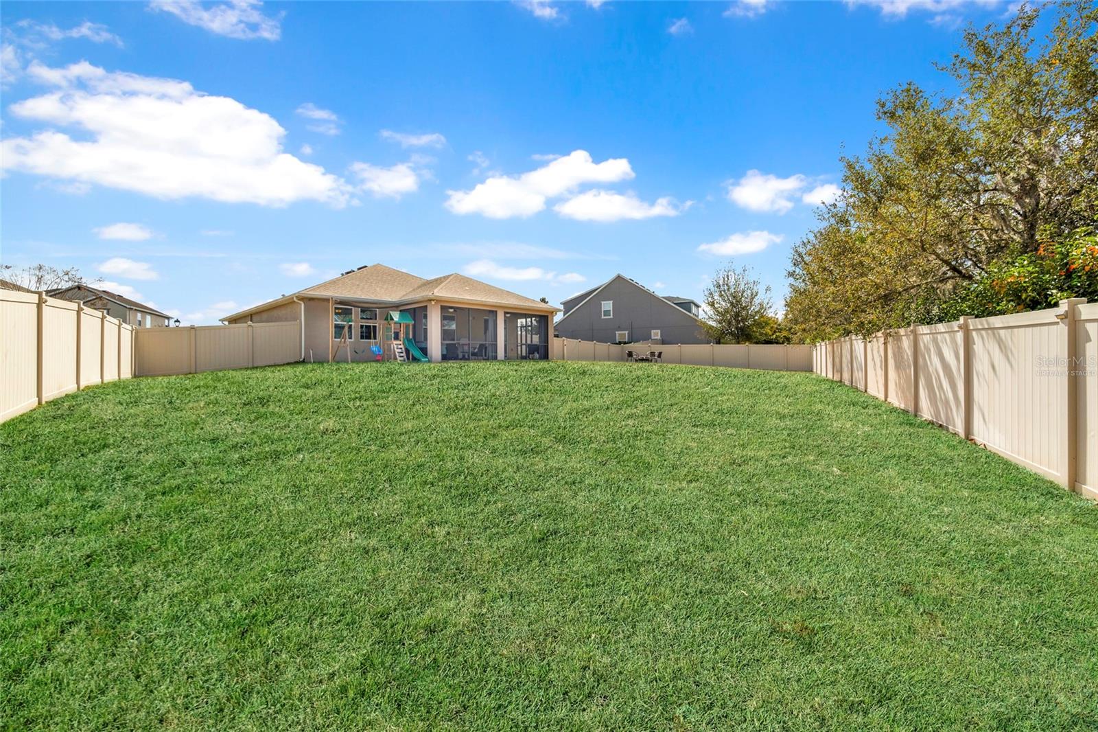 Image 36 of 67 For 3147 Mela Court