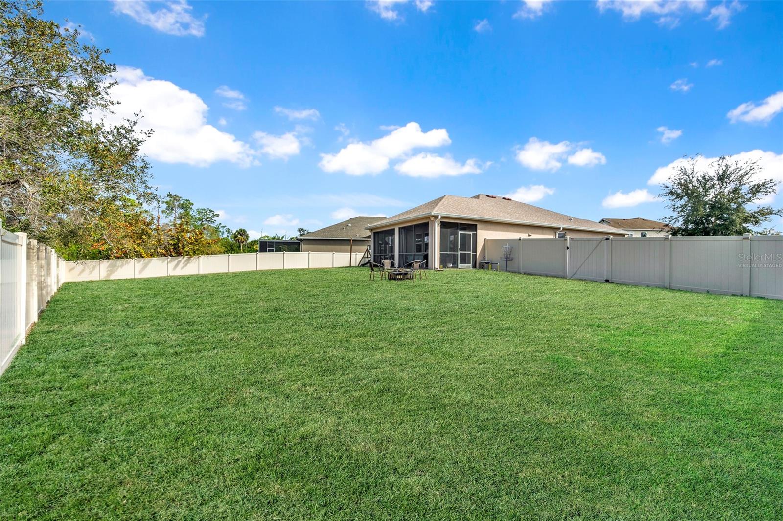 Image 38 of 67 For 3147 Mela Court