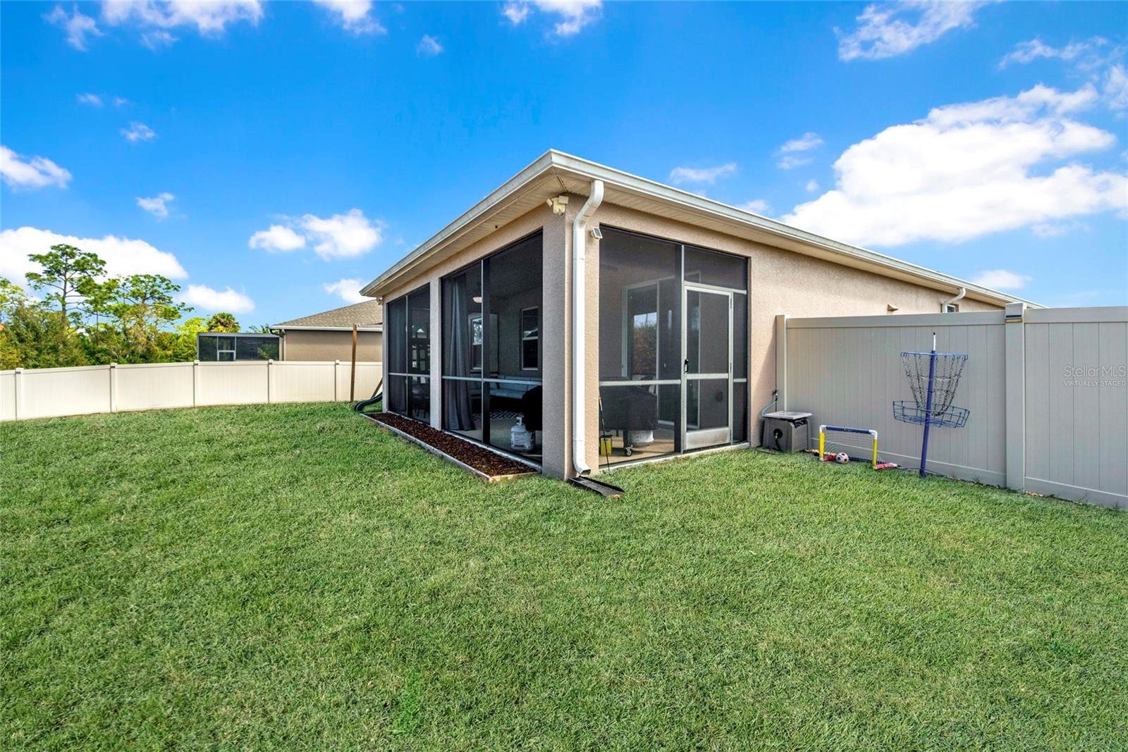 Image 39 of 67 For 3147 Mela Court