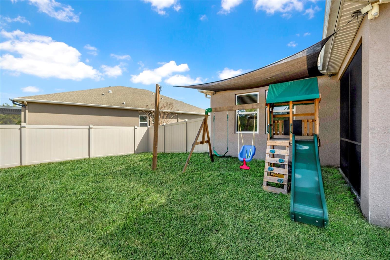 Image 41 of 67 For 3147 Mela Court