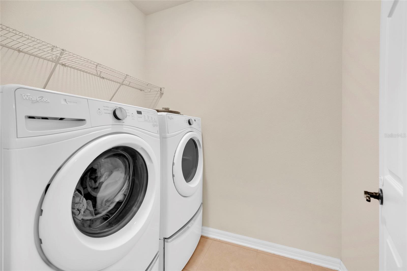 Image 43 of 67 For 3147 Mela Court