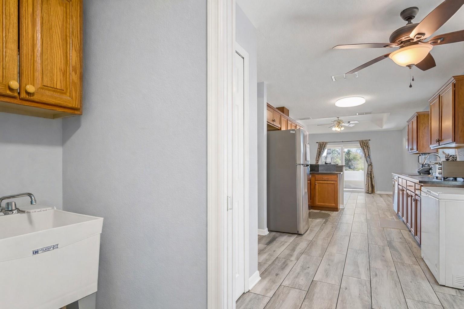 Image 12 of 50 For 7932 Harbor Bridge Boulevard