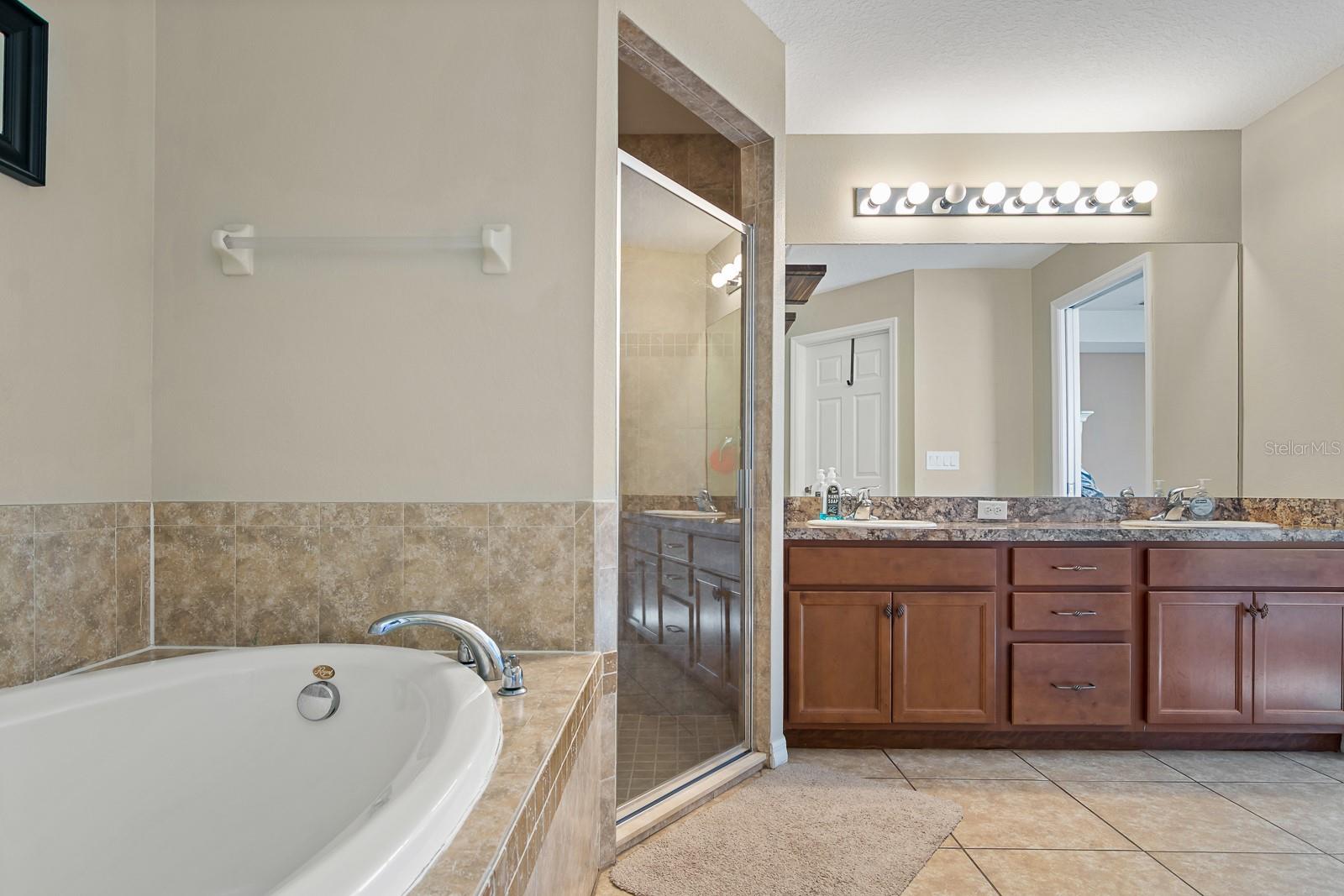 Image 20 of 50 For 7932 Harbor Bridge Boulevard