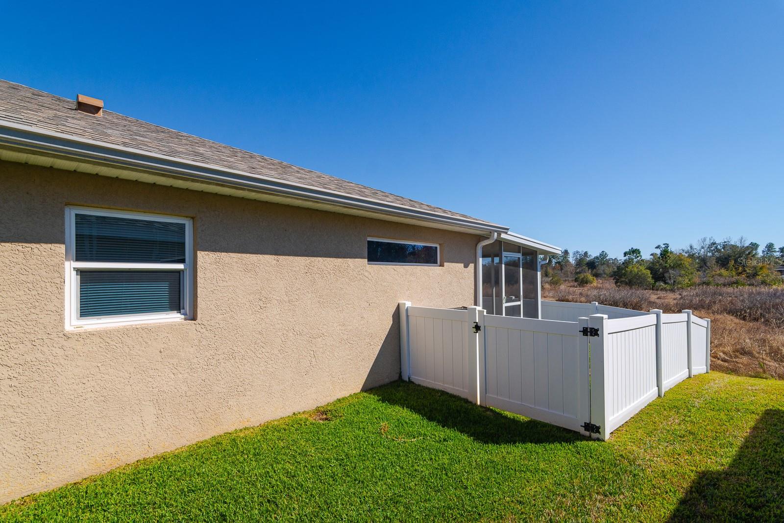 Image 35 of 50 For 7932 Harbor Bridge Boulevard