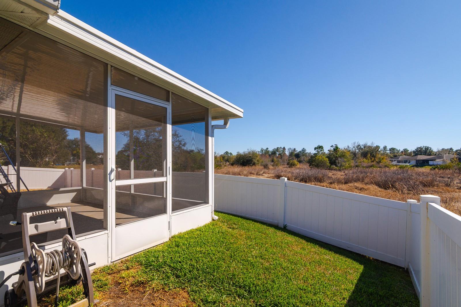 Image 41 of 50 For 7932 Harbor Bridge Boulevard