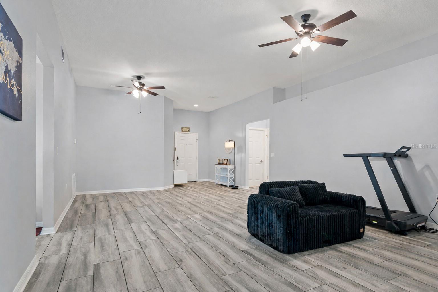 Image 5 of 50 For 7932 Harbor Bridge Boulevard