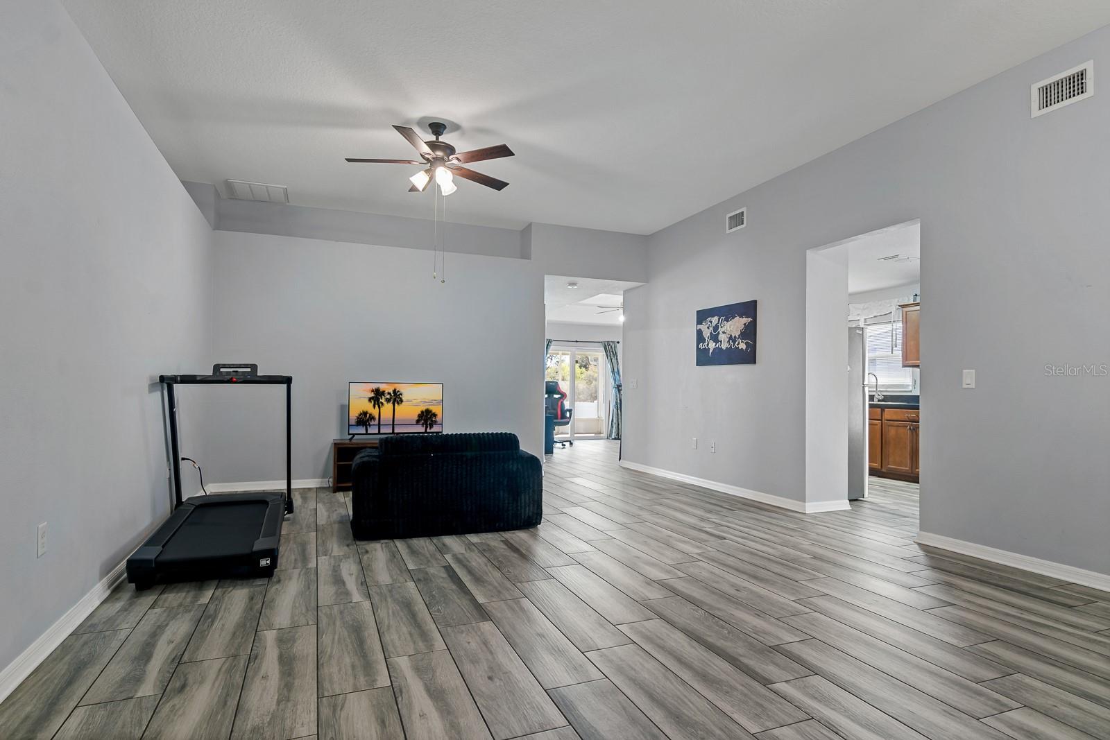 Image 6 of 50 For 7932 Harbor Bridge Boulevard