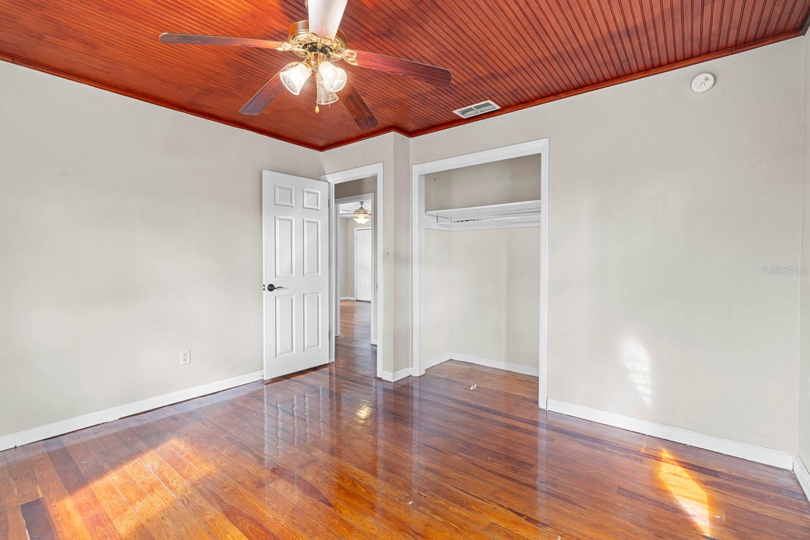 Image 15 of 38 For 111 Garland Avenue