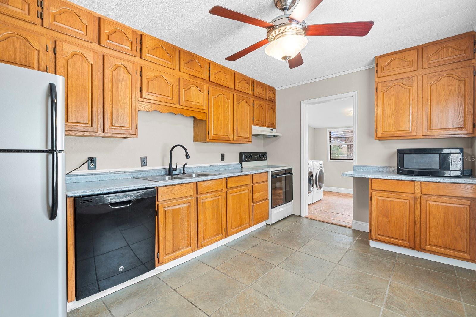 Image 8 of 38 For 111 Garland Avenue