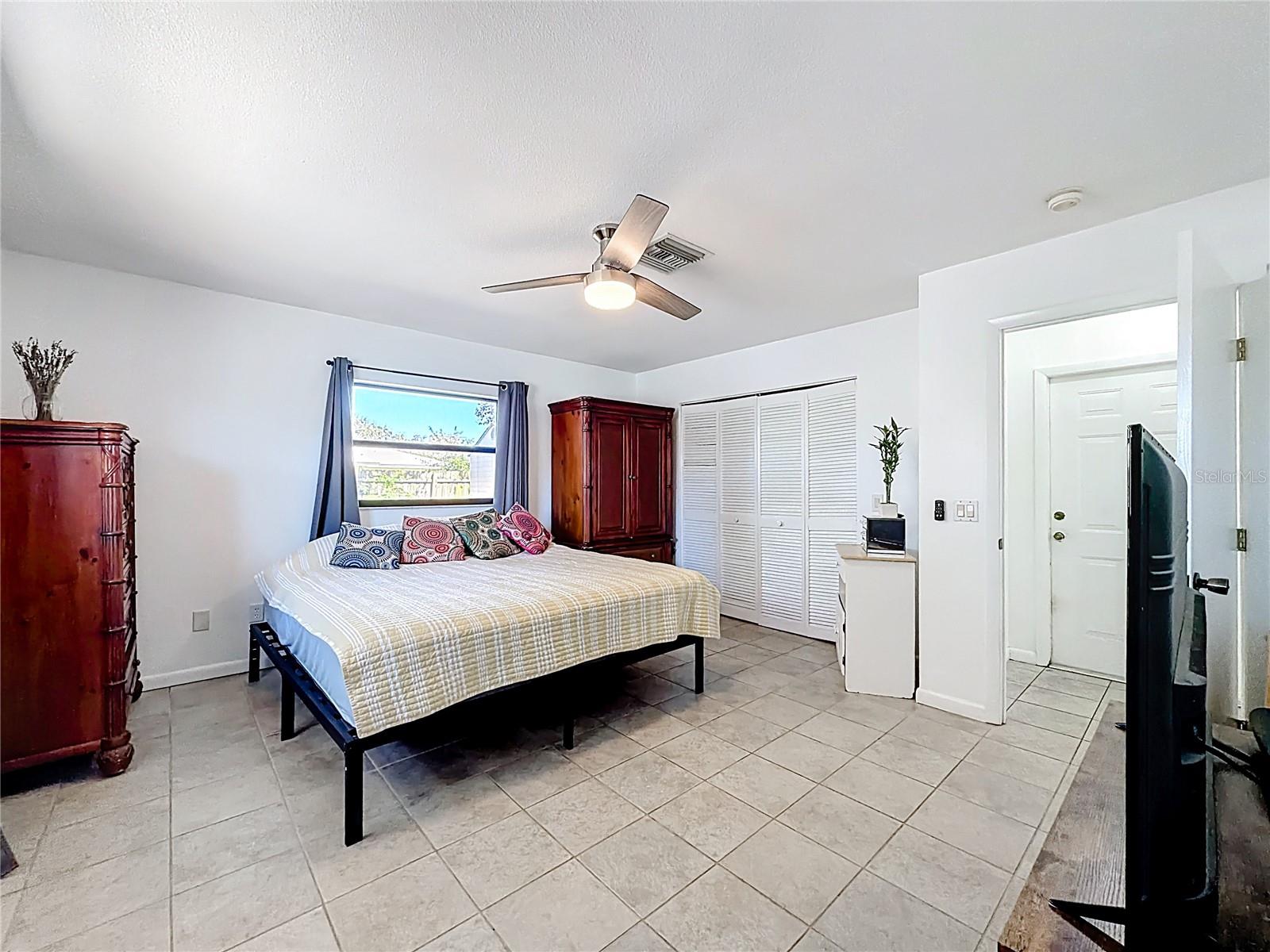 Image 15 of 33 For 1444 Orange Street