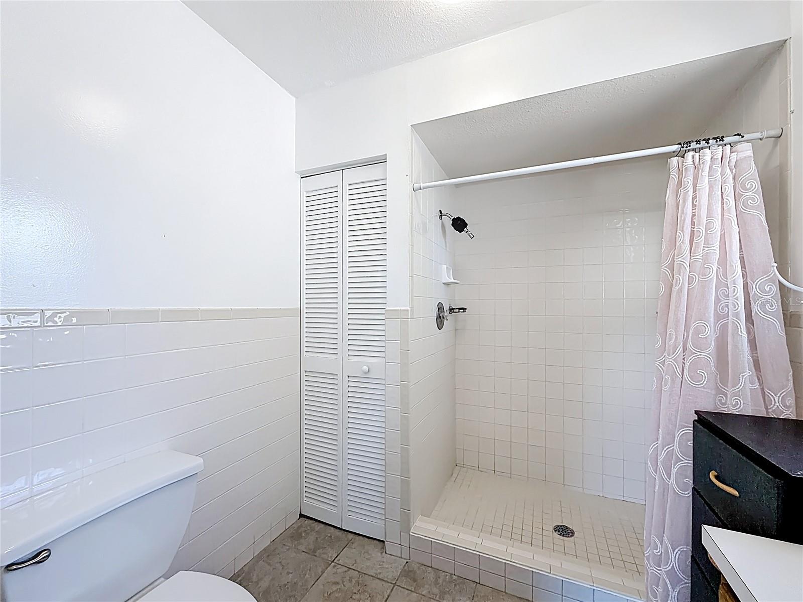 Image 16 of 33 For 1444 Orange Street