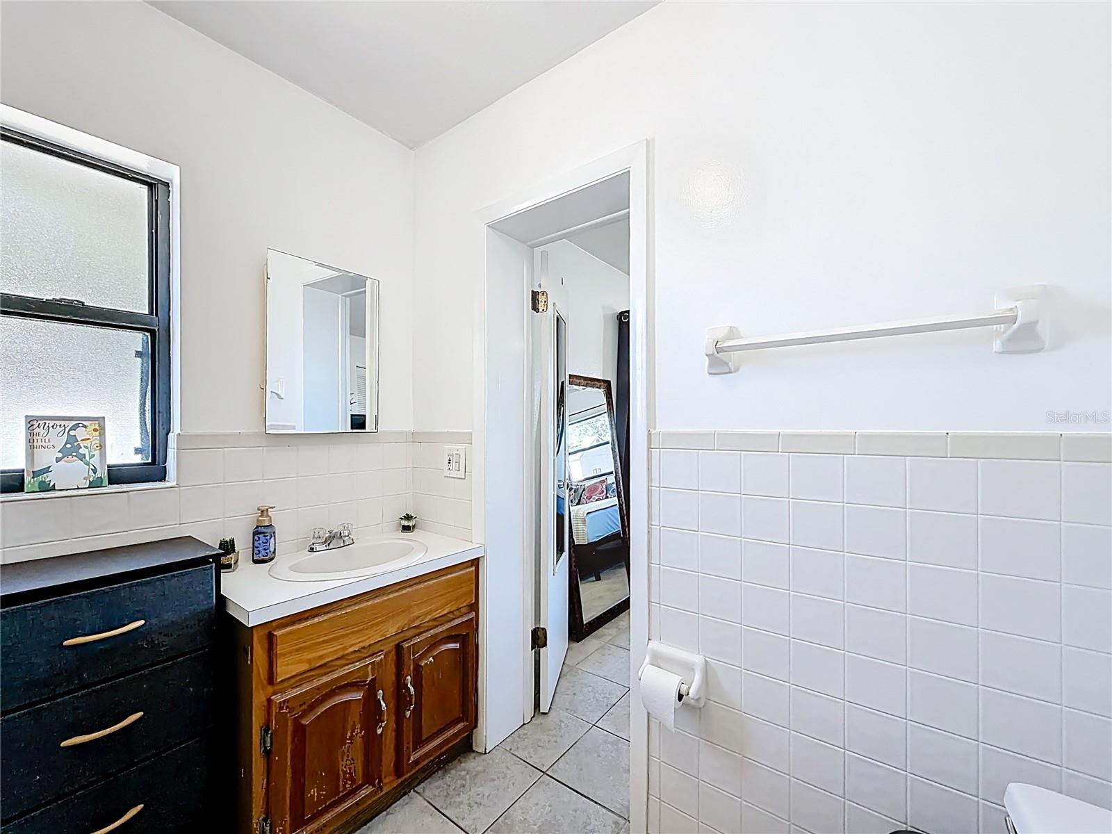 Image 17 of 33 For 1444 Orange Street