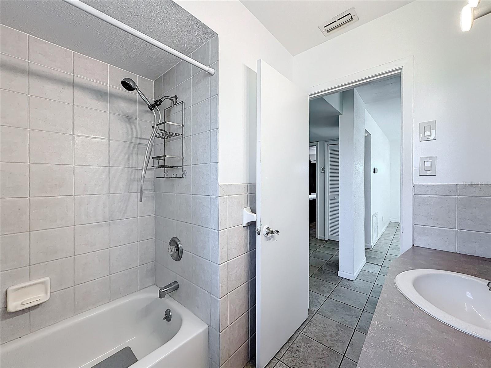 Image 21 of 33 For 1444 Orange Street