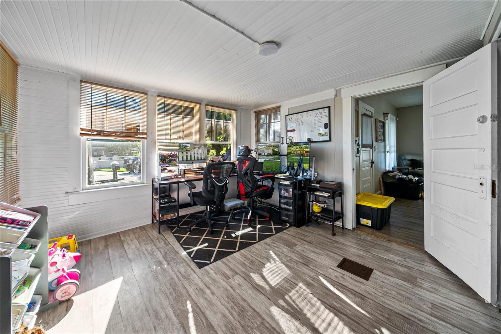 Image 5 of 27 For 7184 60th Street N