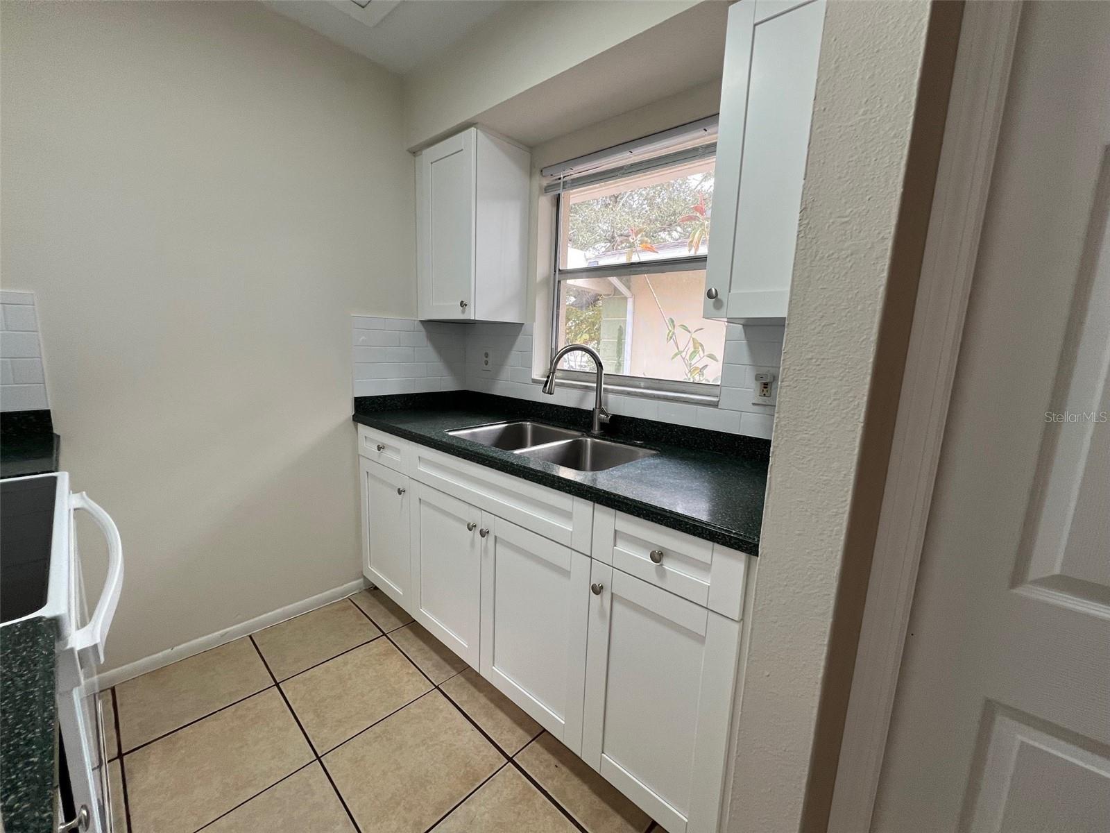 Image 2 of 7 For 2281 Curlew Avenue C