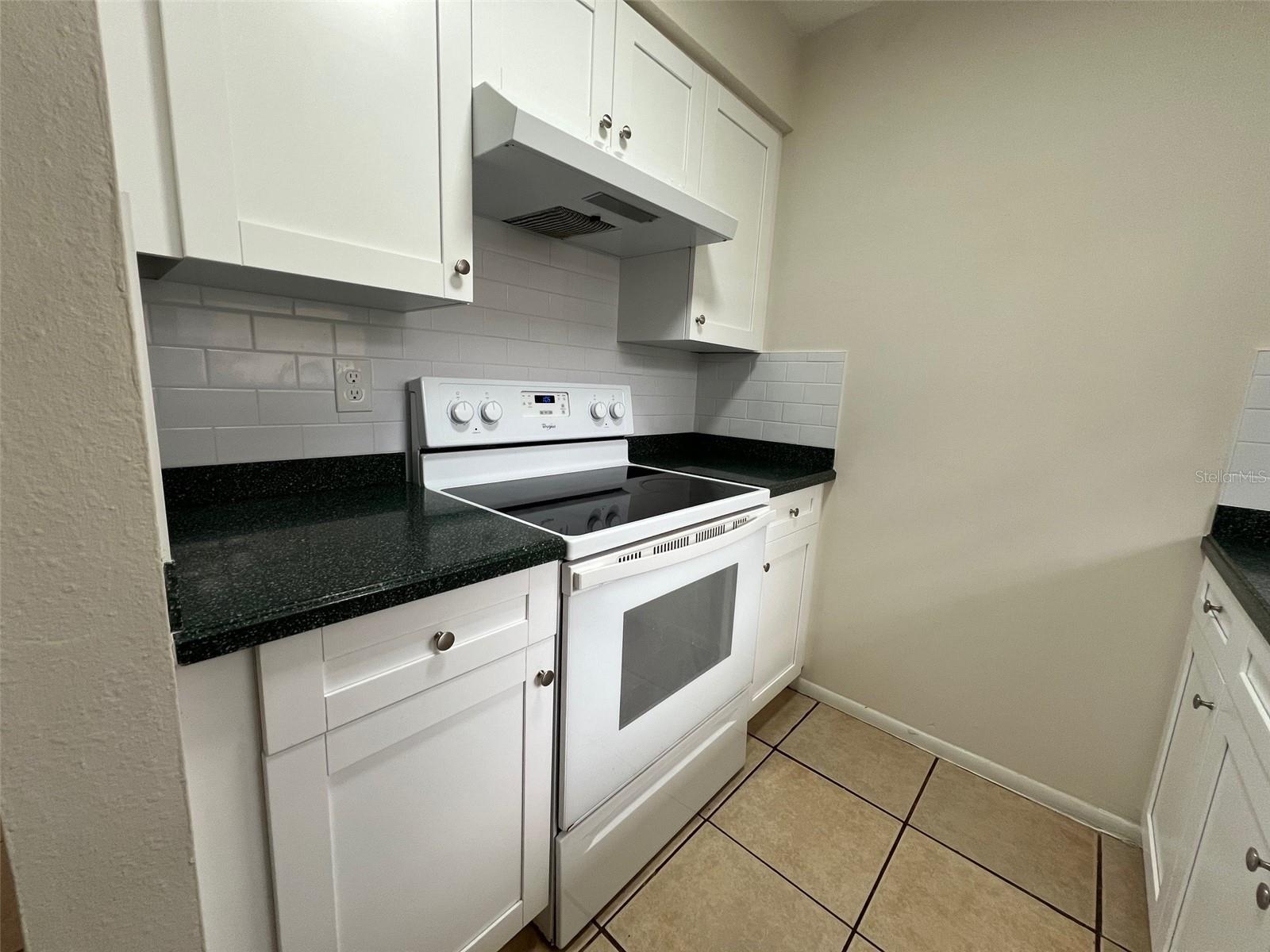 Image 3 of 7 For 2281 Curlew Avenue C