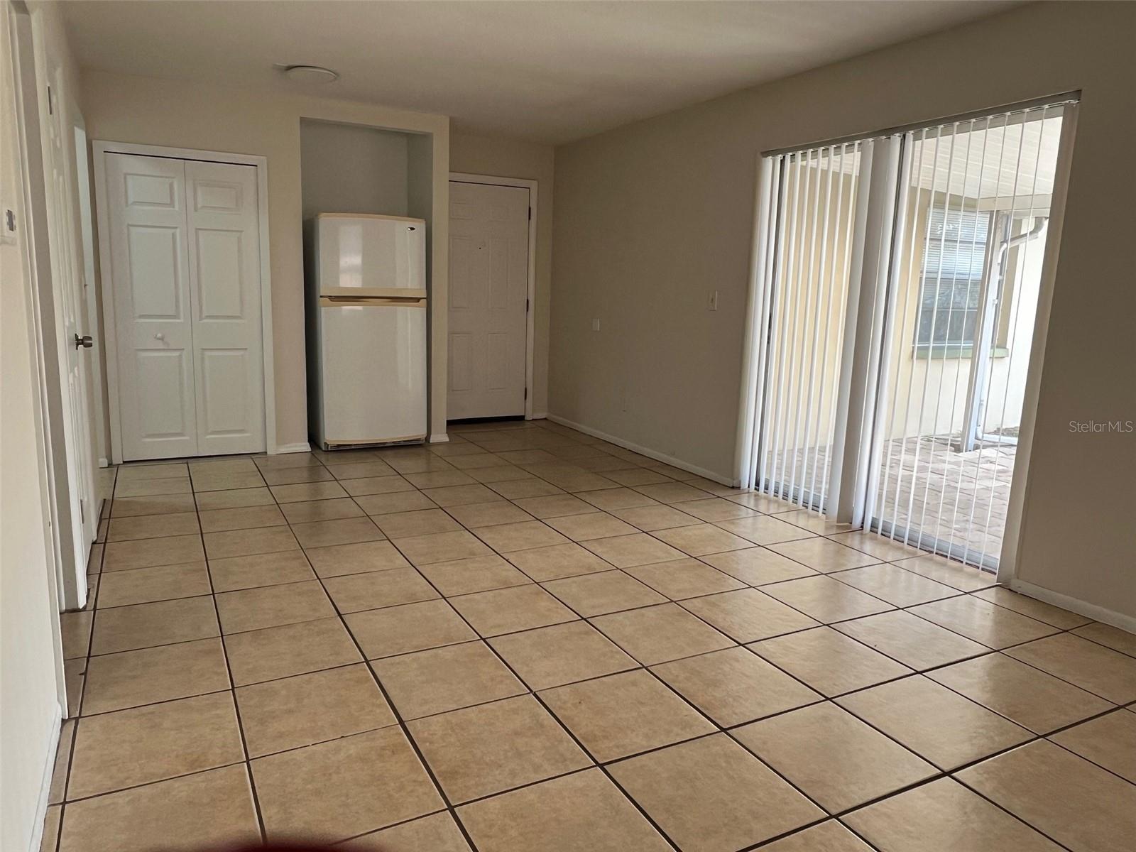 Image 5 of 7 For 2281 Curlew Avenue C