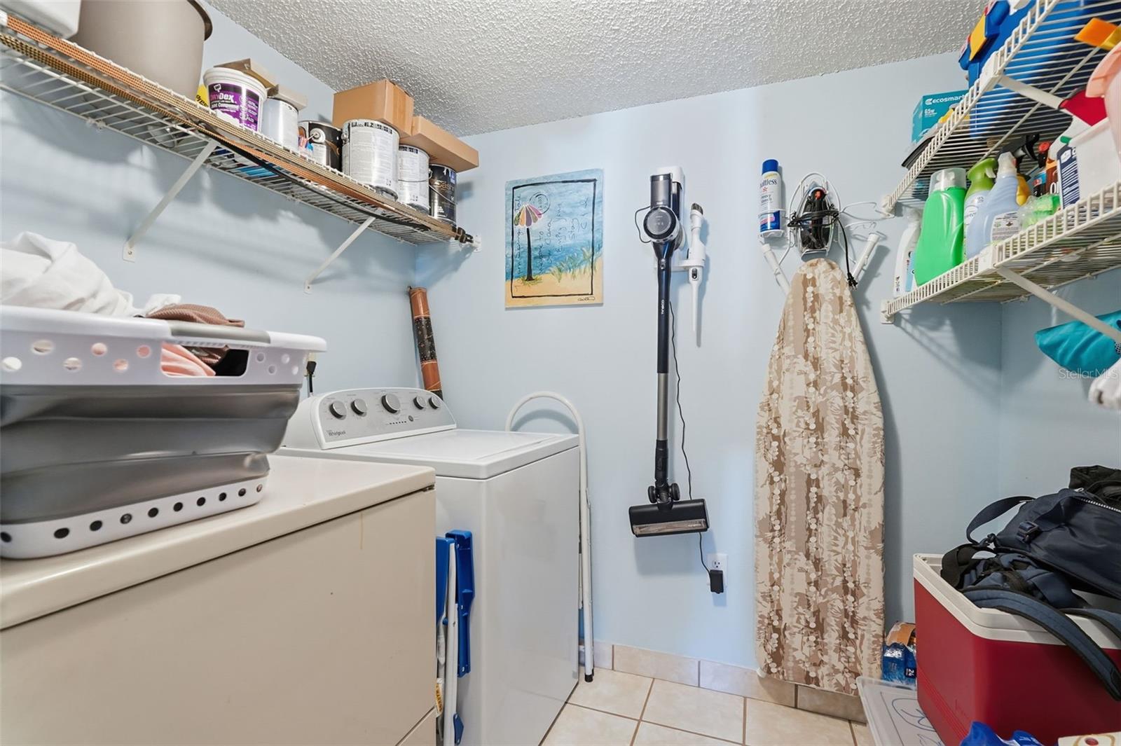 Image 24 of 33 For 1345 Pine Ridge Circle E A2