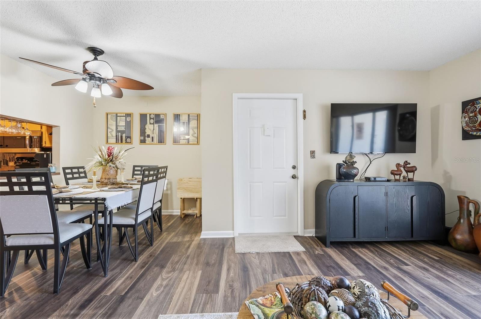 Image 7 of 33 For 1345 Pine Ridge Circle E A2