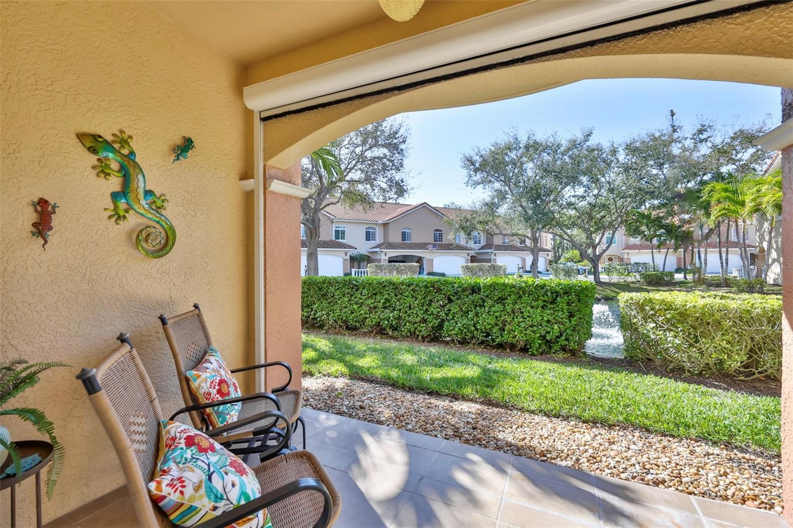 Image 15 of 58 For 6303 Vista Verde Drive E