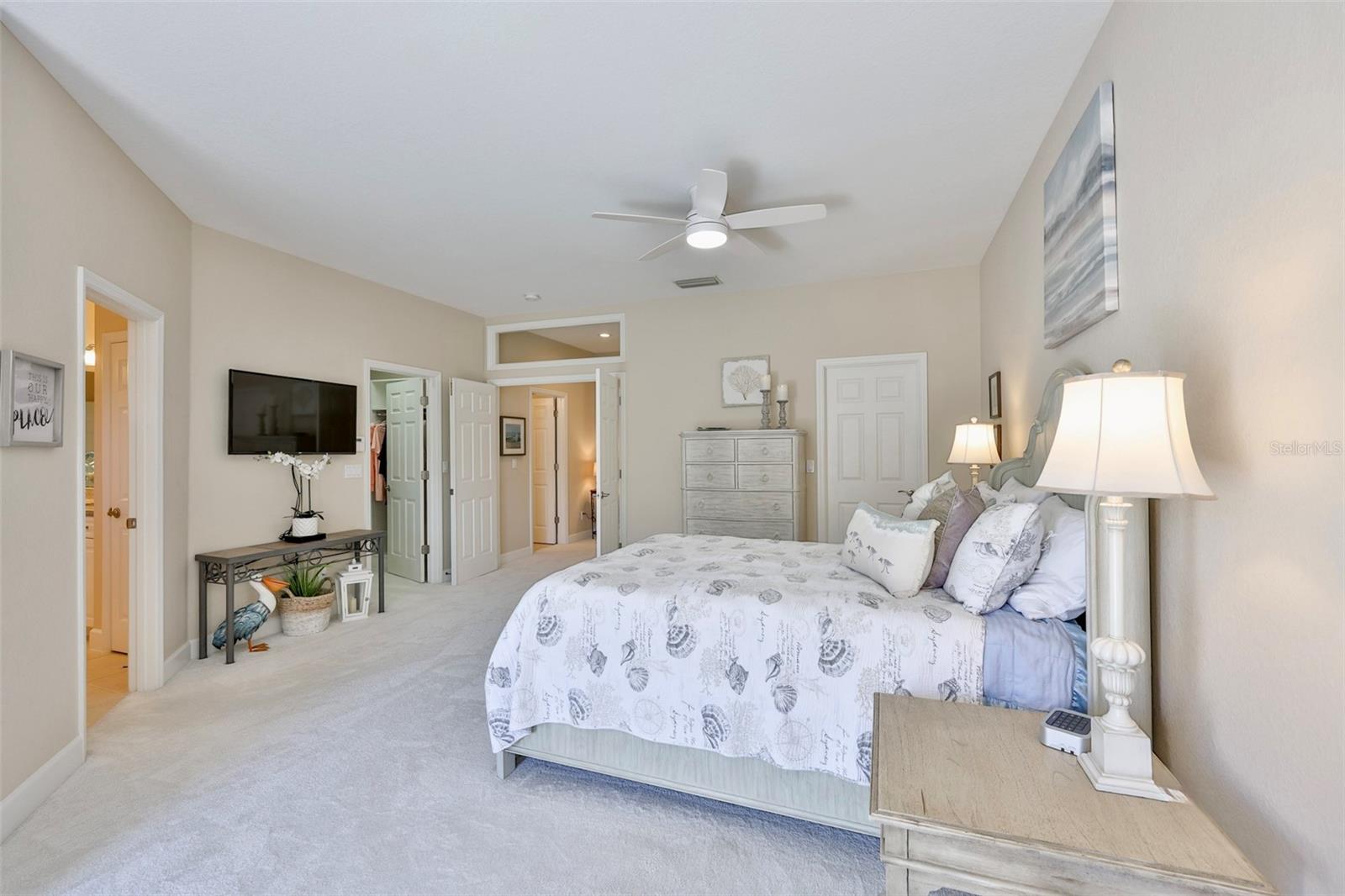 Image 19 of 58 For 6303 Vista Verde Drive E