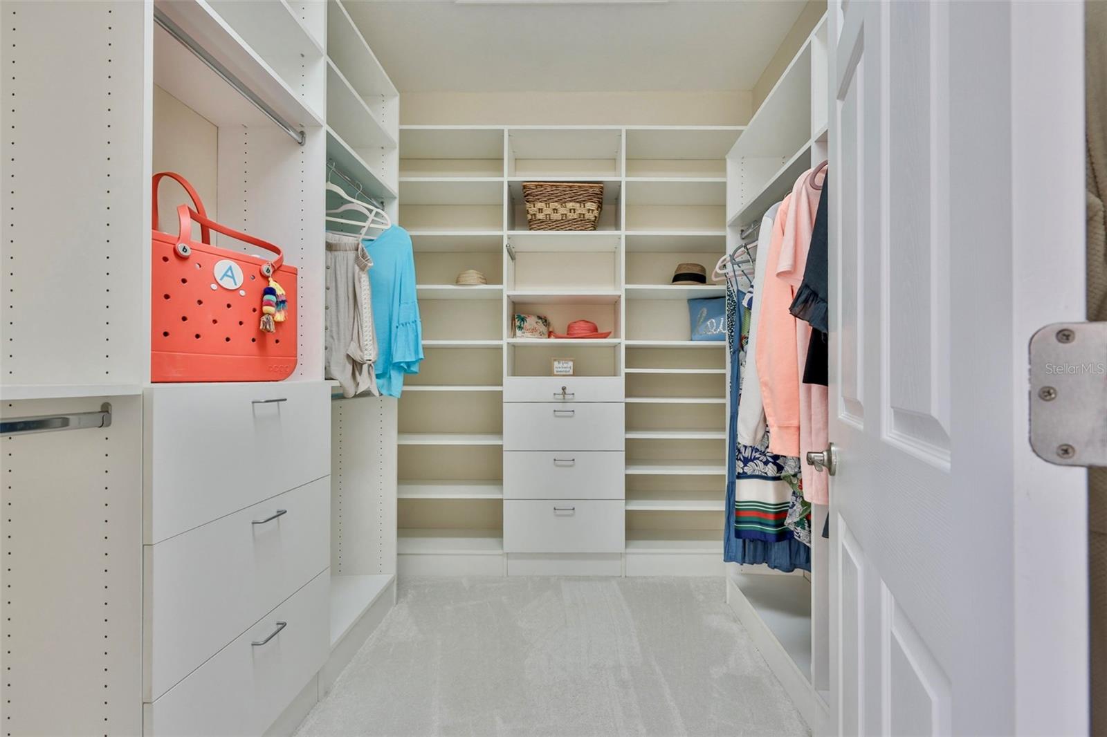 Image 22 of 58 For 6303 Vista Verde Drive E