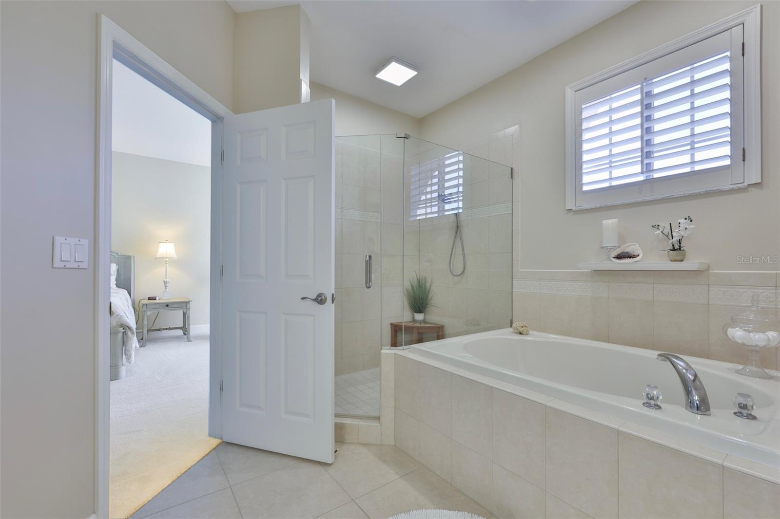 Image 26 of 58 For 6303 Vista Verde Drive E