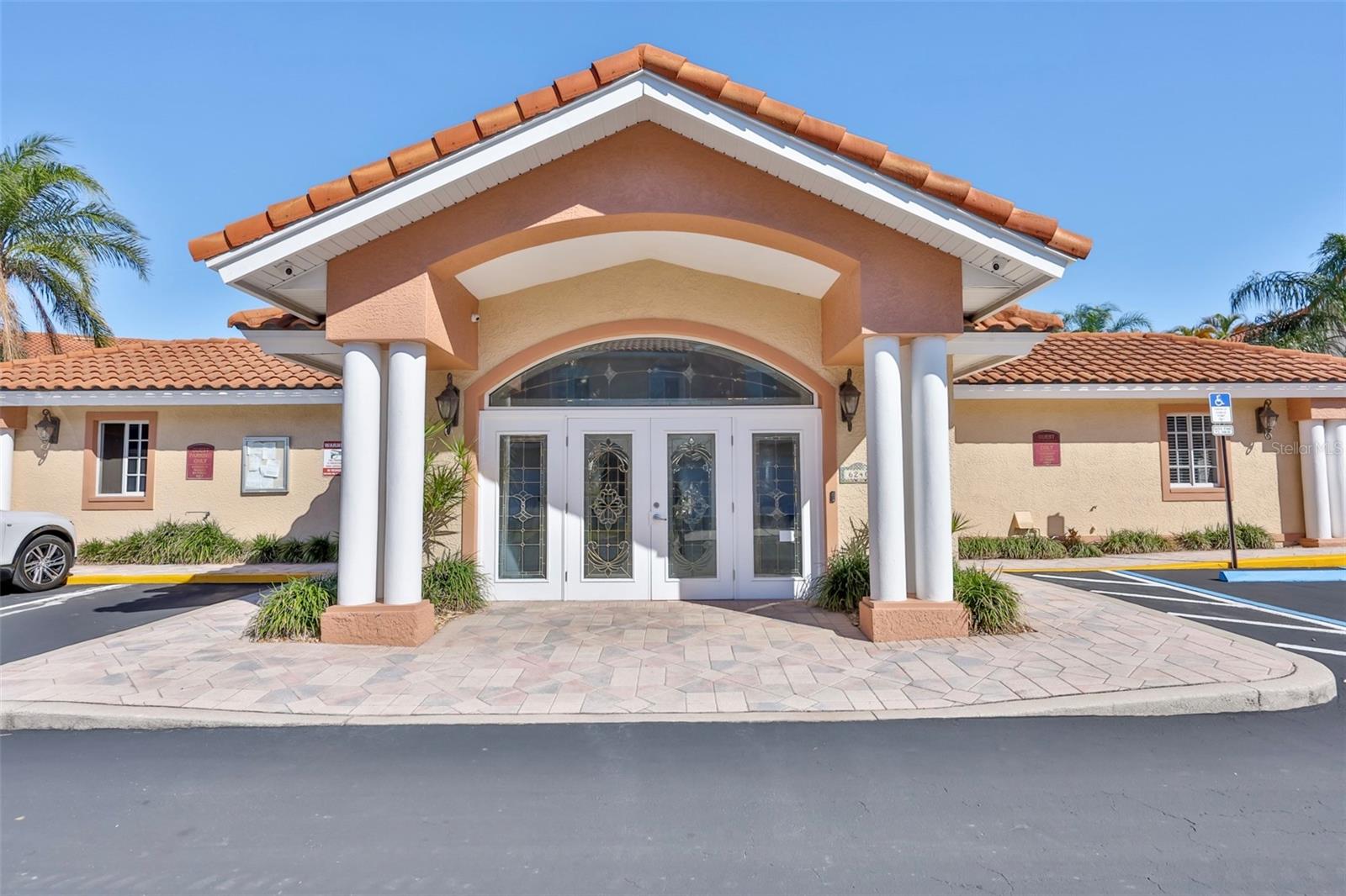 Image 42 of 58 For 6303 Vista Verde Drive E